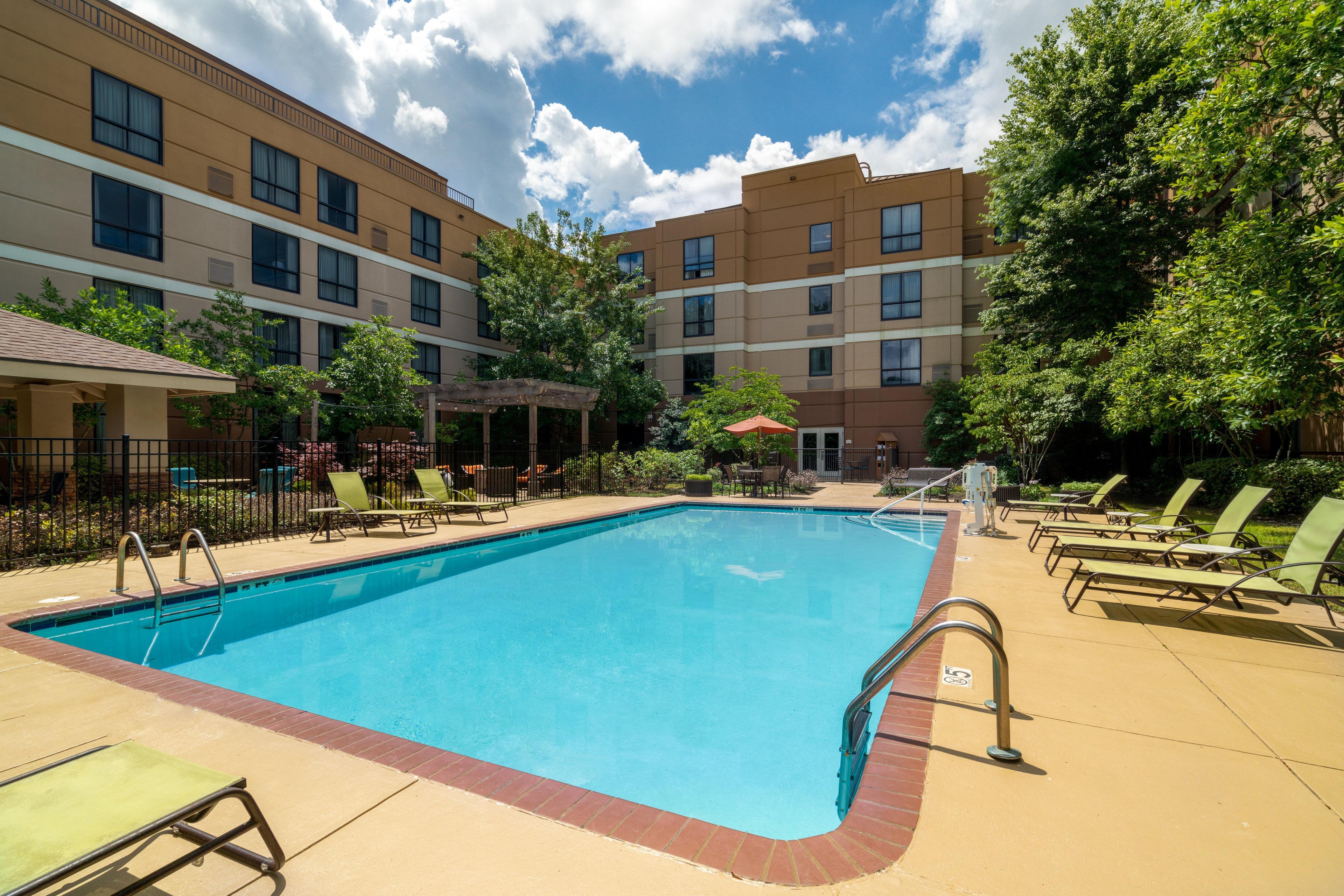 Staybridge Suites Memphis-Poplar Ave East By Ihg Екстер'єр фото